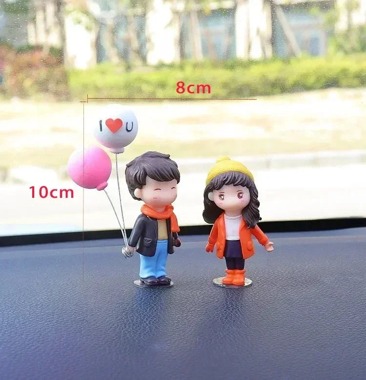 Sweet Couple Dashboard Figurine