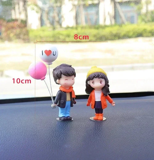 Sweet Couple Dashboard Figurine